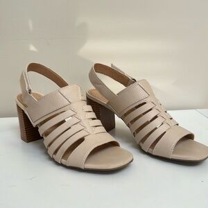 Adrienne Vittadini block heel sandals
